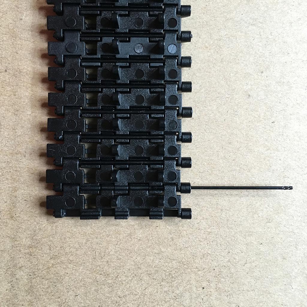 Rantai Rel Tank Hitam, Plastik - Xcm Chain ulasan dan harga